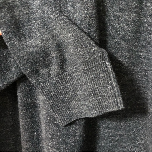 EUC Old Navy Men's Crew Neck Pullover Dark Heather Gray - Picture 4 of 6